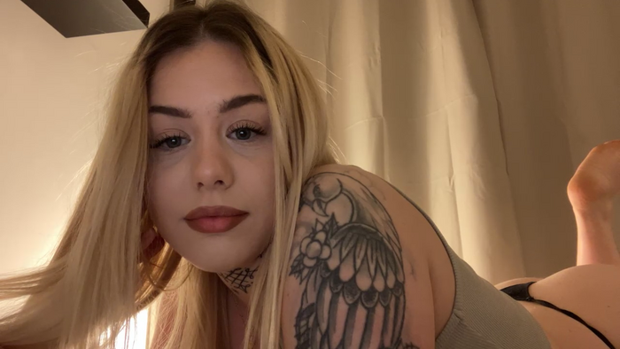 lovelyzoe