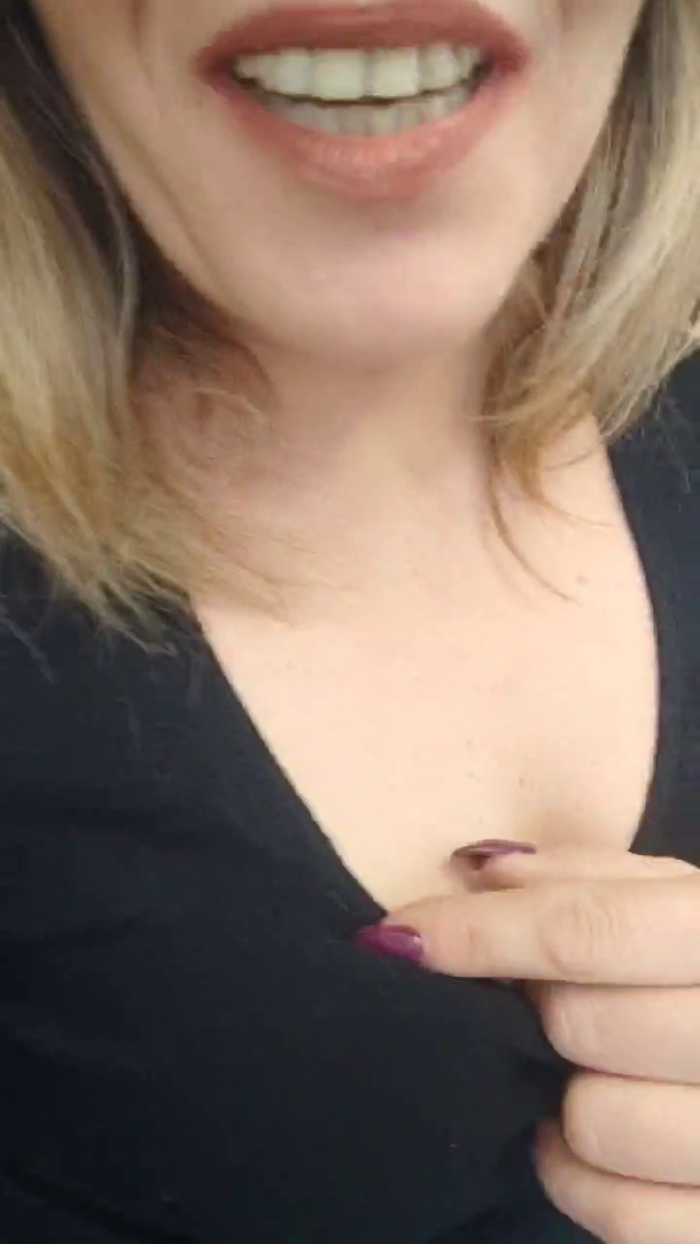 LadyScarlettxk