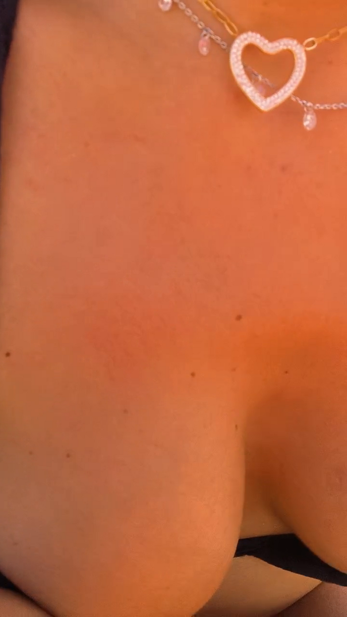 Saraah34