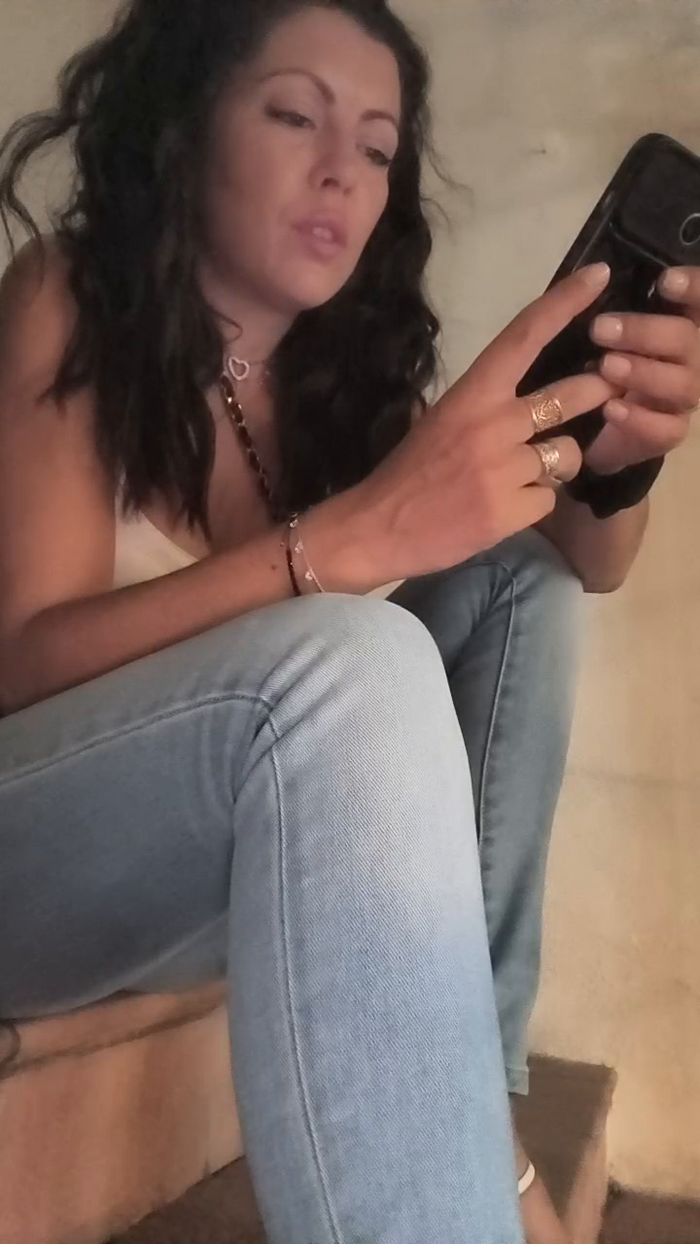 Saraah34