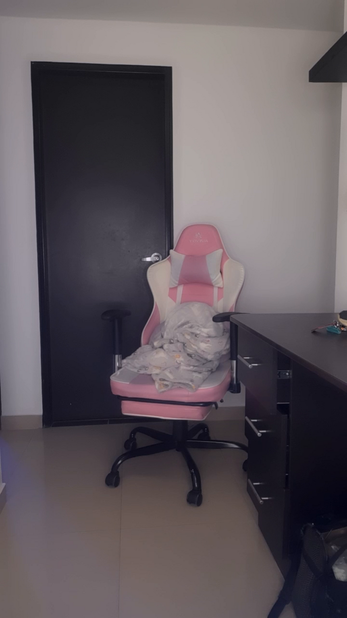 Kittyfeet1
