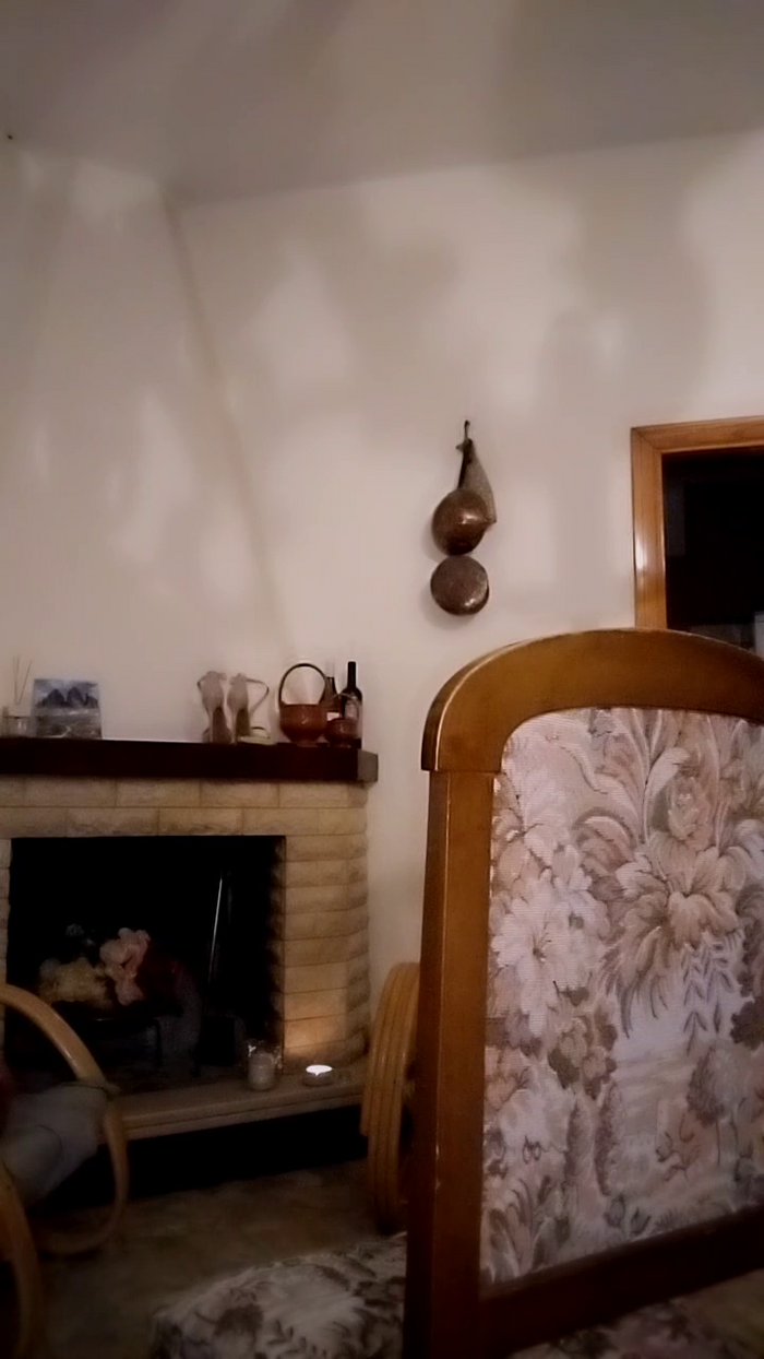 Akemy_room