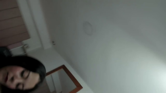 cami_hotlegs
