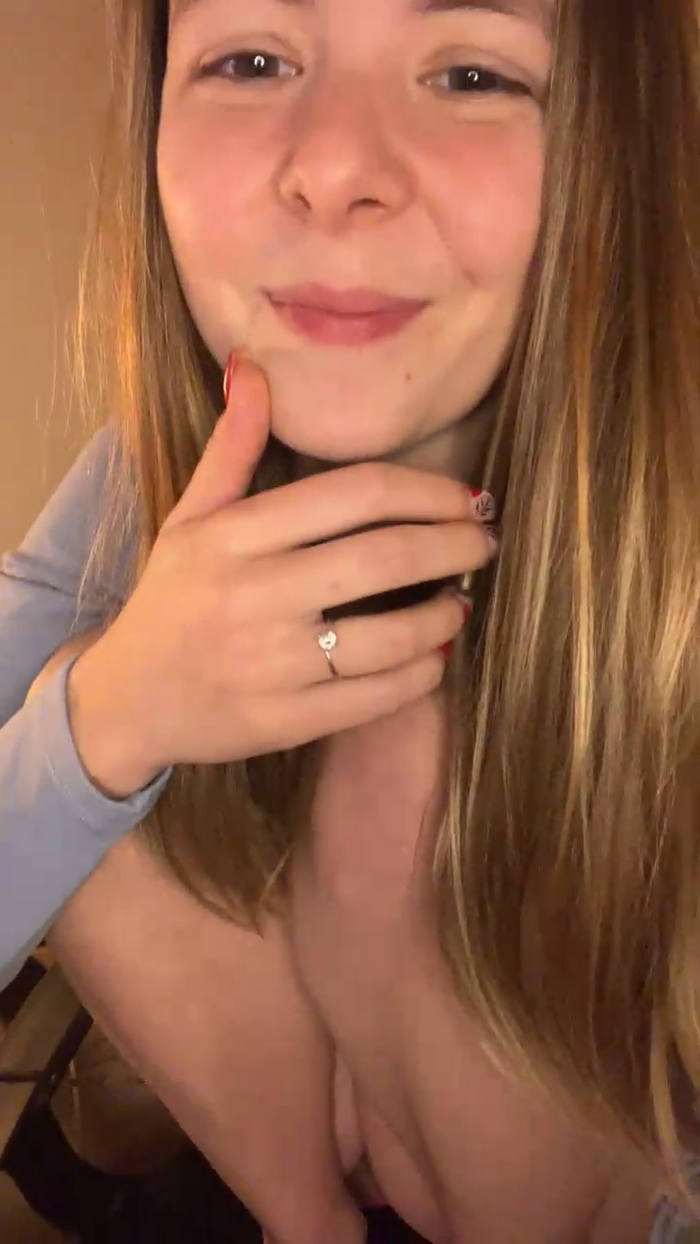 Nina_blain