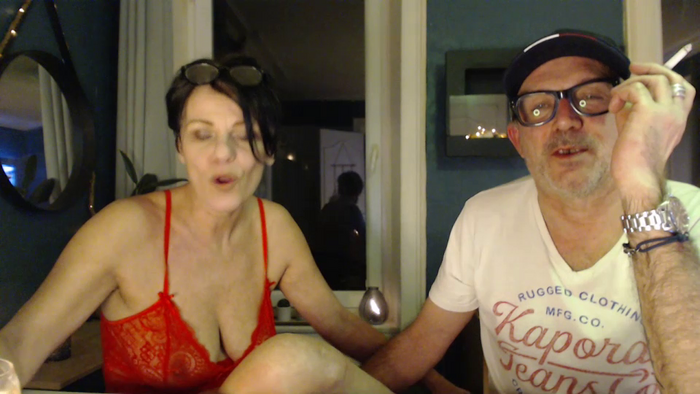 Frau_Nina