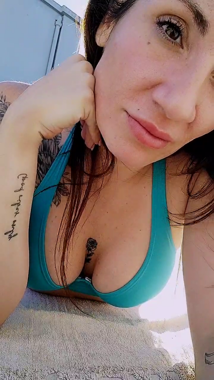 Arg_hottie