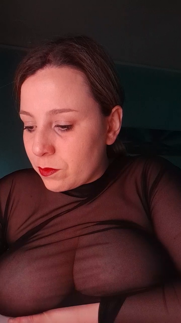 emma96_hot