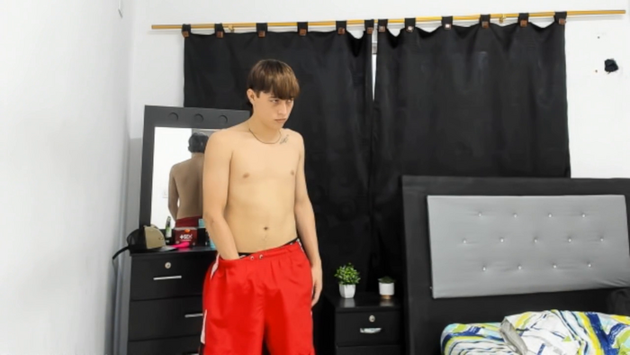 xXHotYoungBoyXx