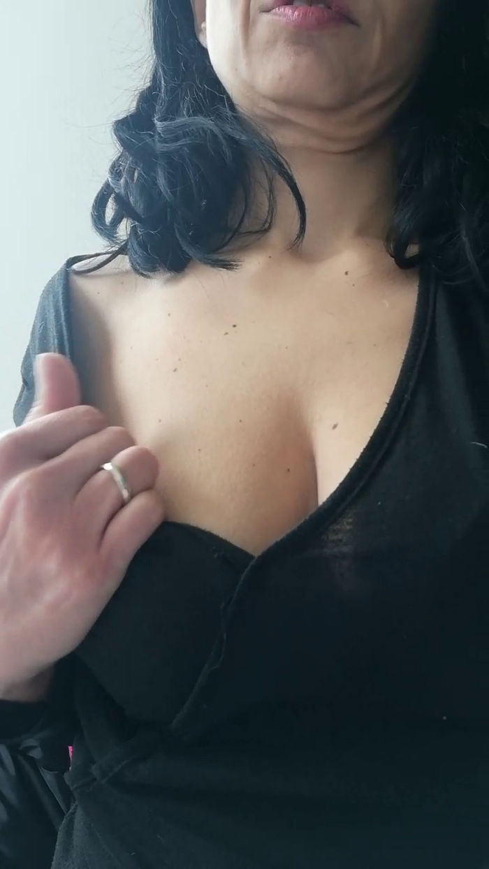 KinkyGreta