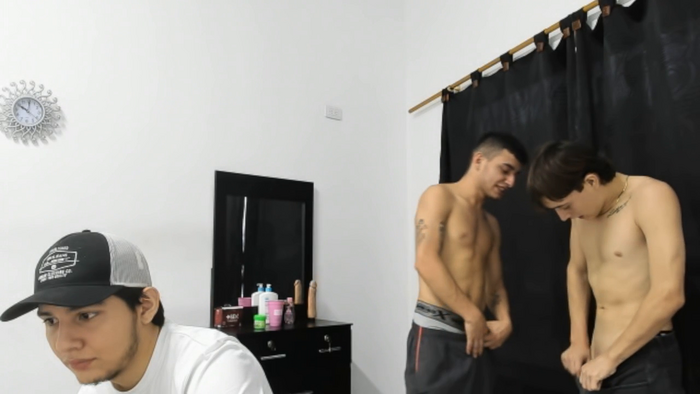 xXHotYoungBoyXx