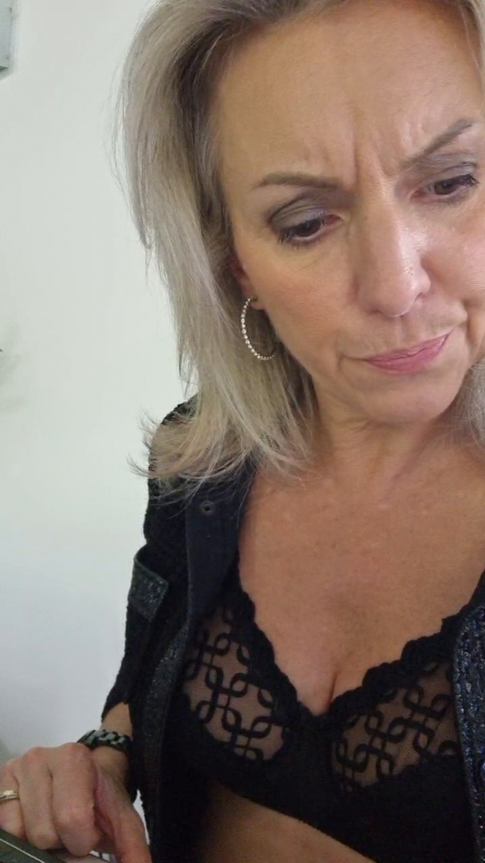 sweetladyhot820