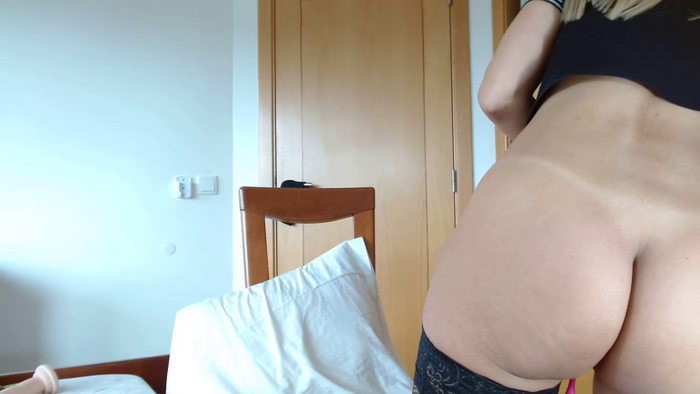 sofia_hot4