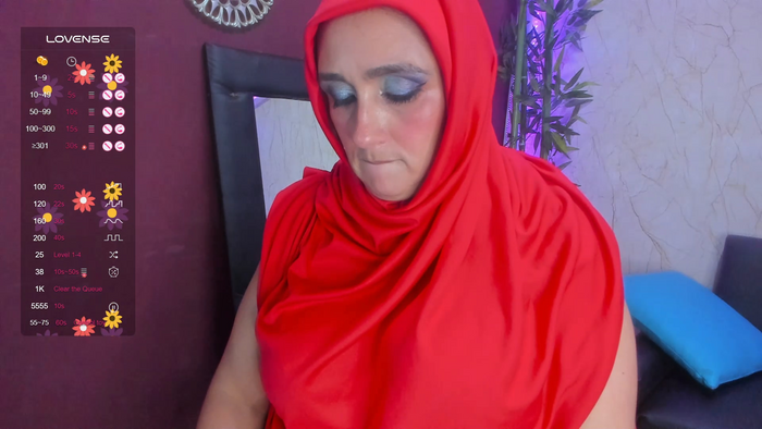 HijabiMilf