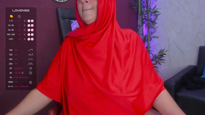 HijabiMilf