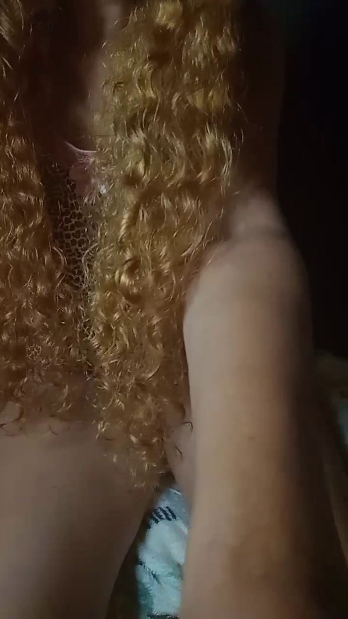 Morena_cacheado