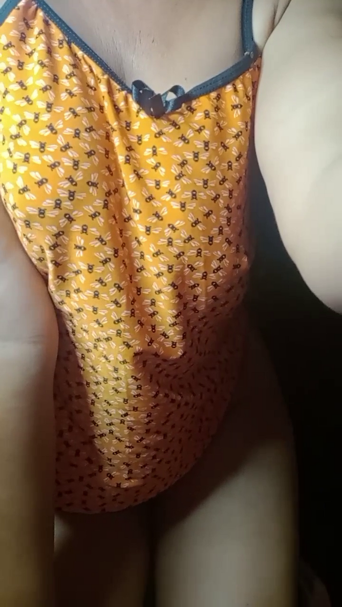 Morena_cacheado