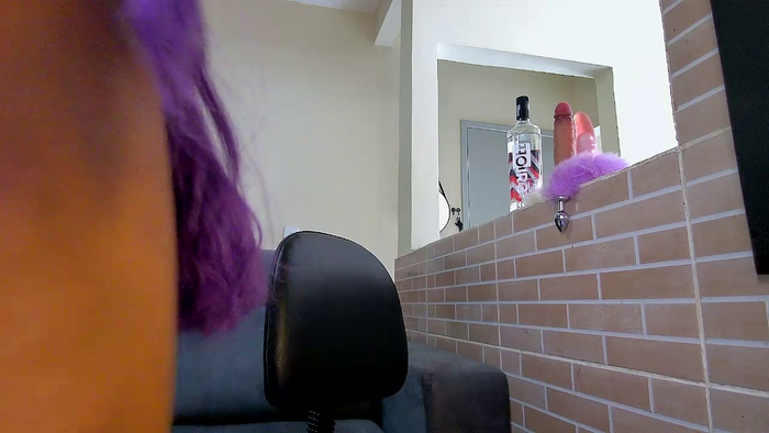 Isahotwife
