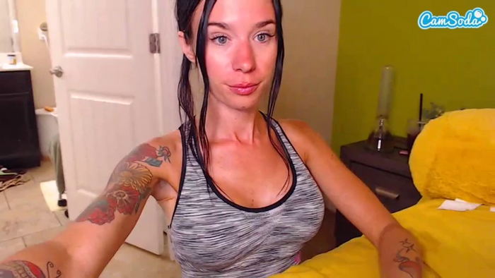 tighttinymilf