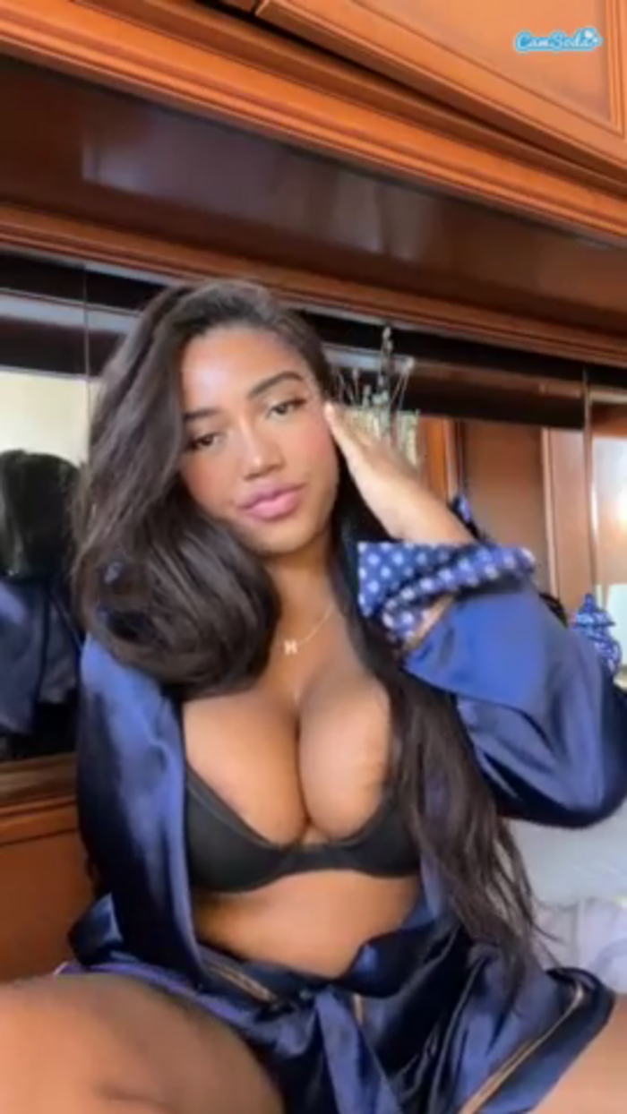 naommiscott