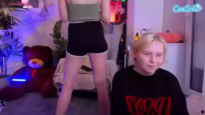 2023/10/21/camsoda-radiants-two-21-16-38