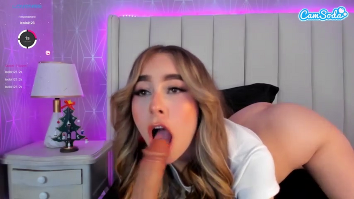 emily-mills1