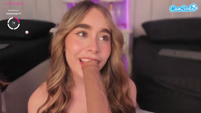 emily-mills1