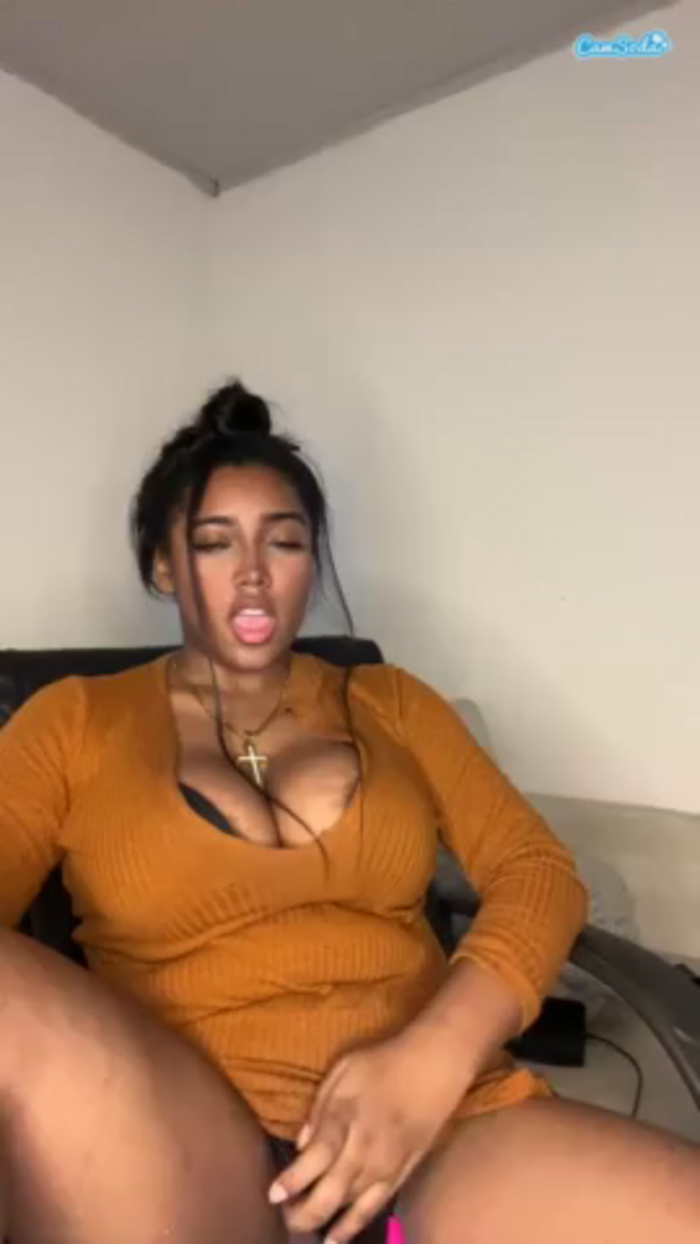 naommiscott