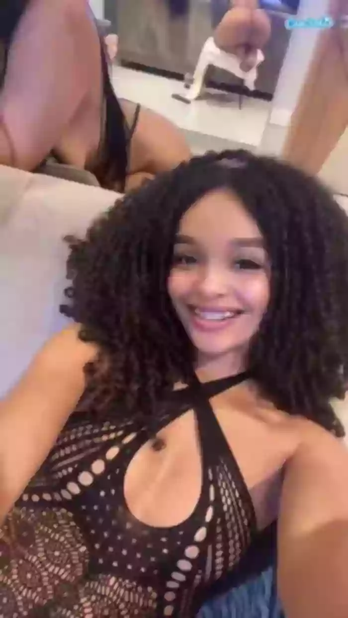 2024/02/02/camsoda-emmawilliams1-09-03-28