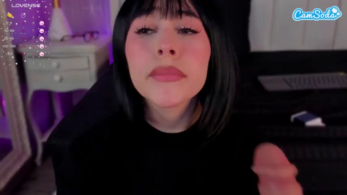 emily-mills1