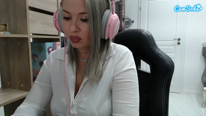 mikagray