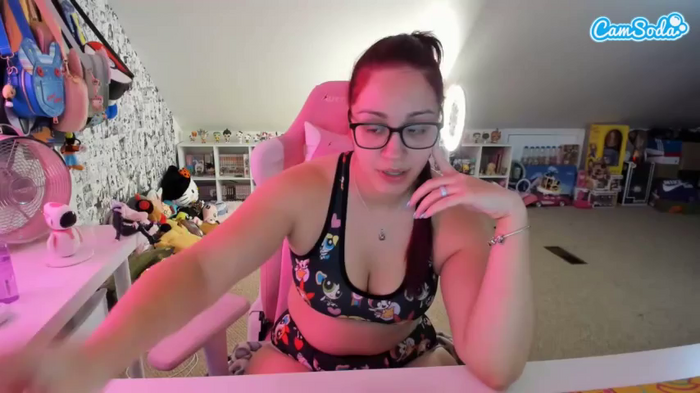 hotpinkcheeto