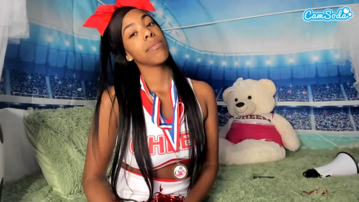 naomisimone
