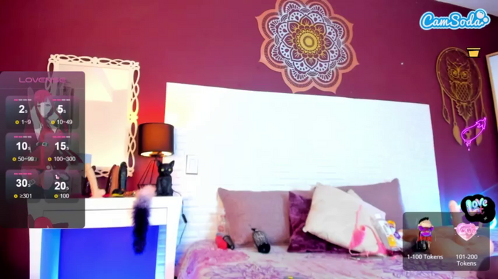 mia-bloom
