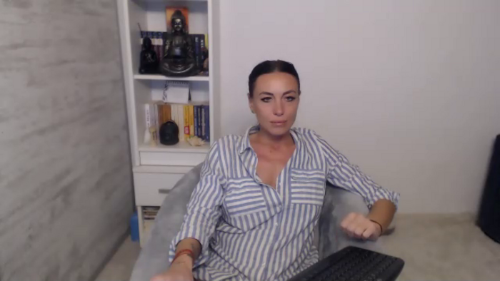 JolieCarla