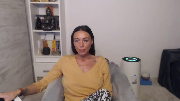 JolieCarla