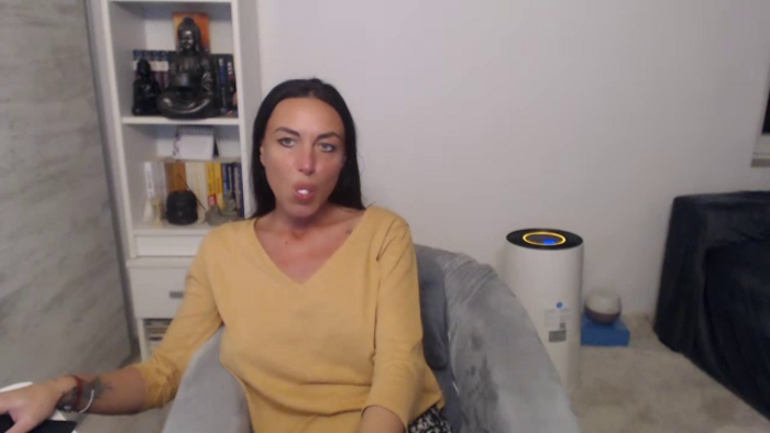 JolieCarla