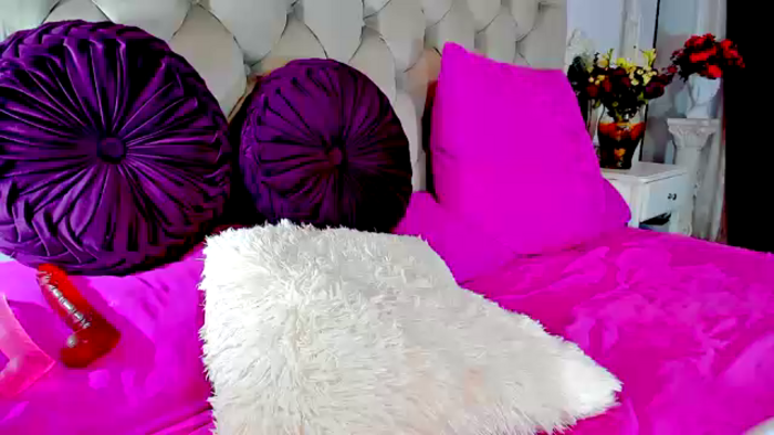 kitensquirtt