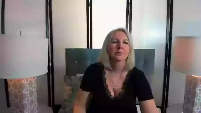 2024/03/03/cams-ericawoman-09-09-21