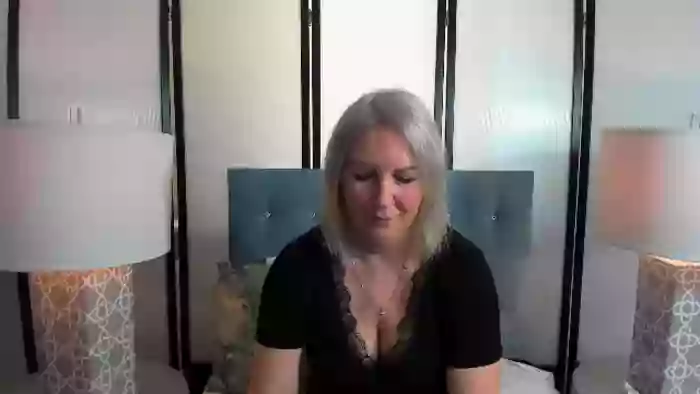 2024/03/03/cams-ericawoman-09-31-23