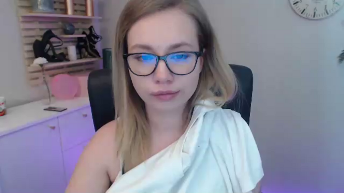 bambiHOLLY