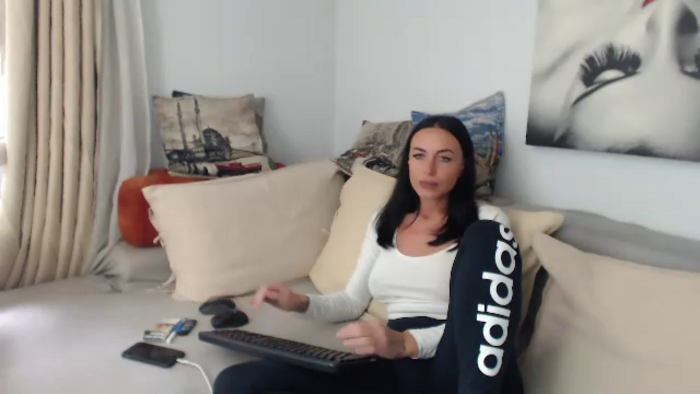 JolieCarla