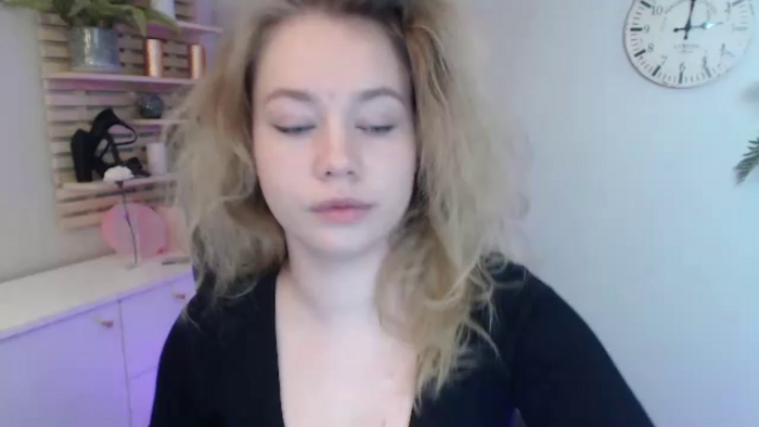 bambiHOLLY