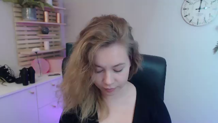 bambiHOLLY