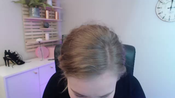 bambiHOLLY