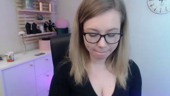 bambiHOLLY