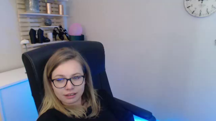 bambiHOLLY