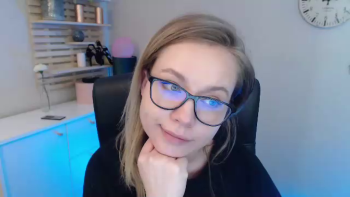 bambiHOLLY