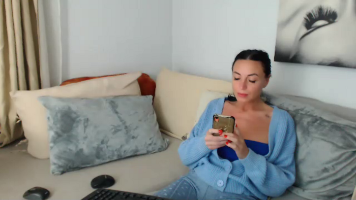 JolieCarla