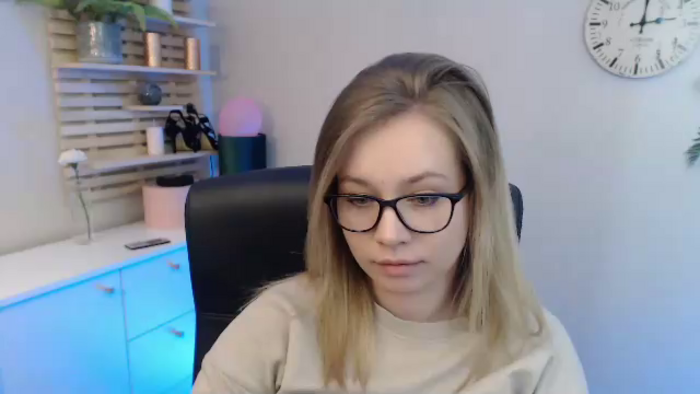 bambiHOLLY