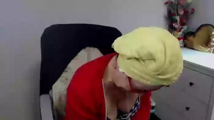 2024/04/23/cams-adeleemodel-08-18-58